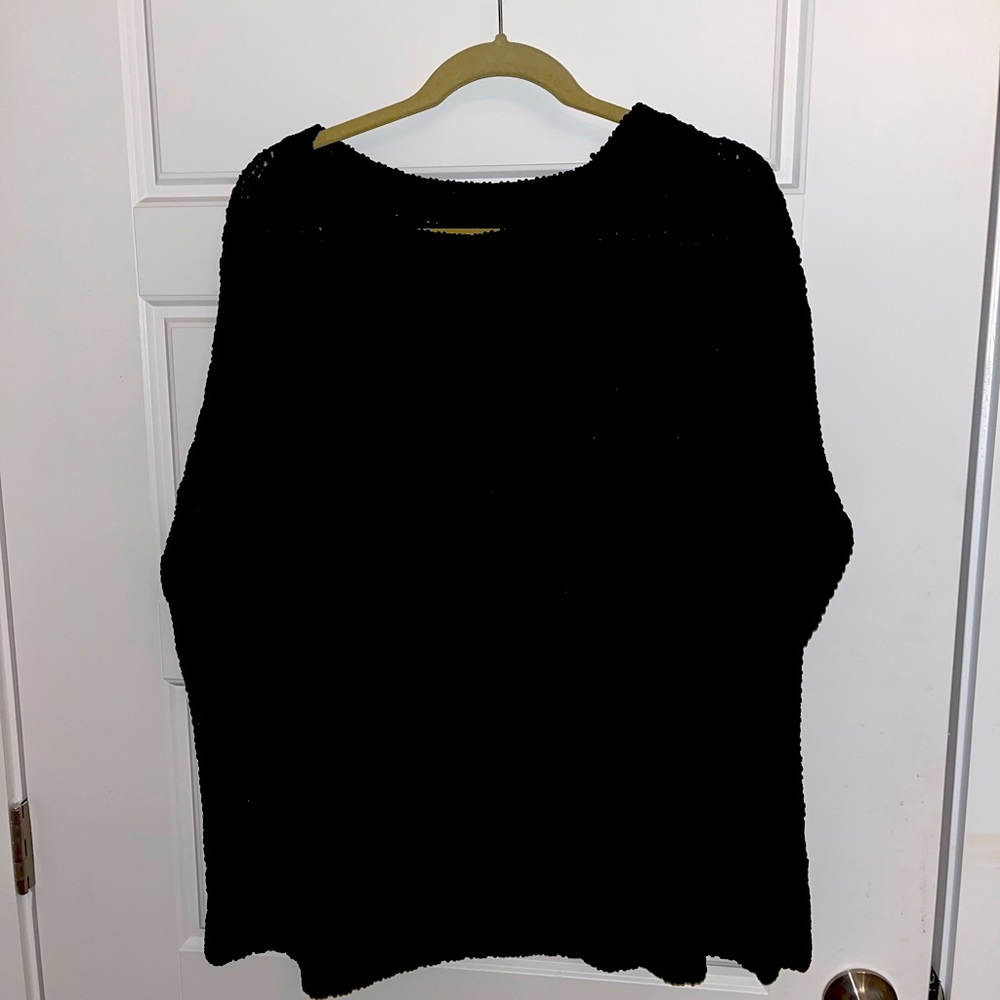 American Eagle Winter 2022 sweater